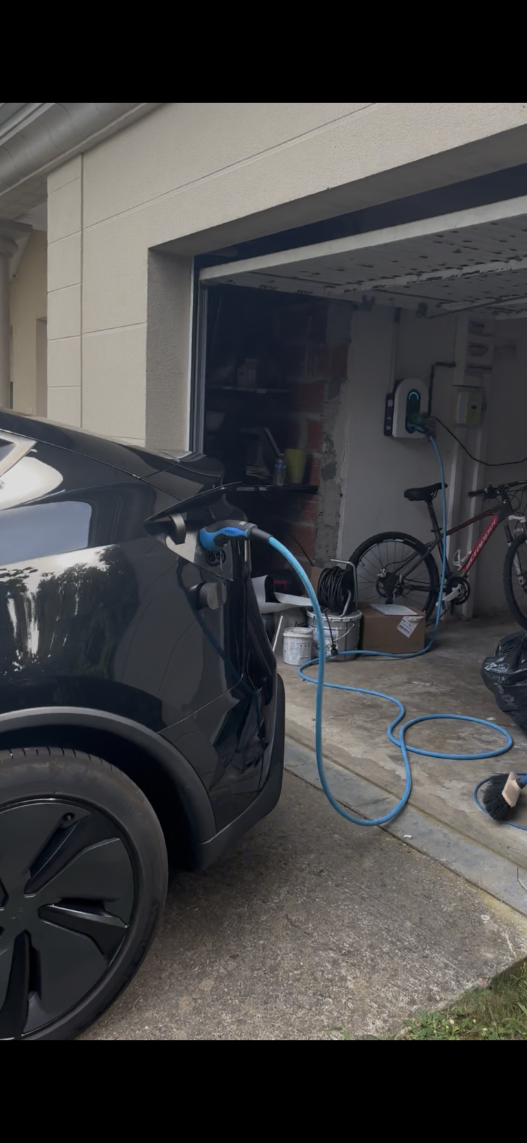 Installation borne de recharge IRVE